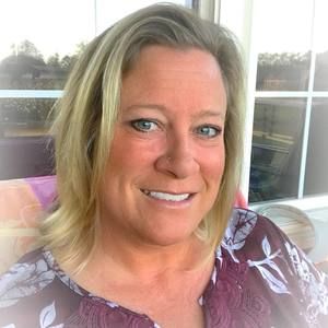 Meet your Posher, Becky